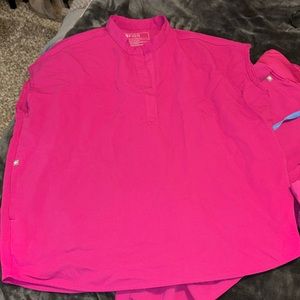 Figs Rafaela and 5 Pocket Joggers - Raspberry Sorbet